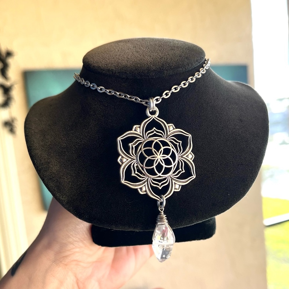 Herkimer diamond mandala lotus flower charm stainless steel chain boho crystals - Picture 4 of 11